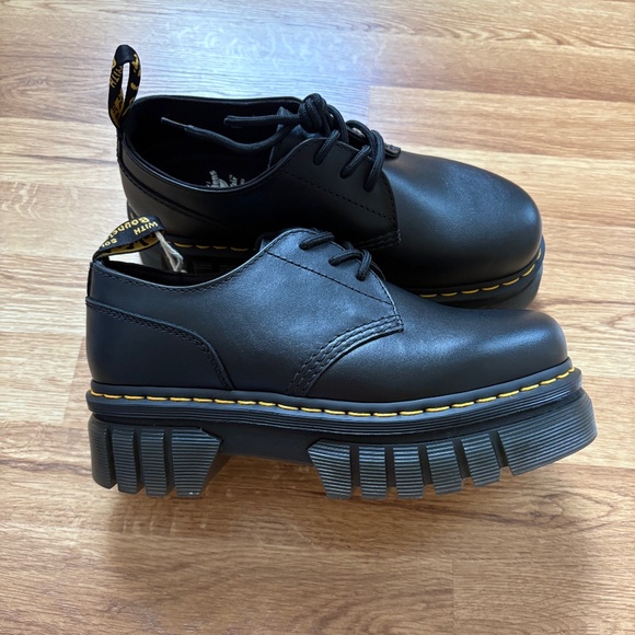 Dr. Martens women’s Audrick 3-Eye Platform Shoe - Picture 7 of 12